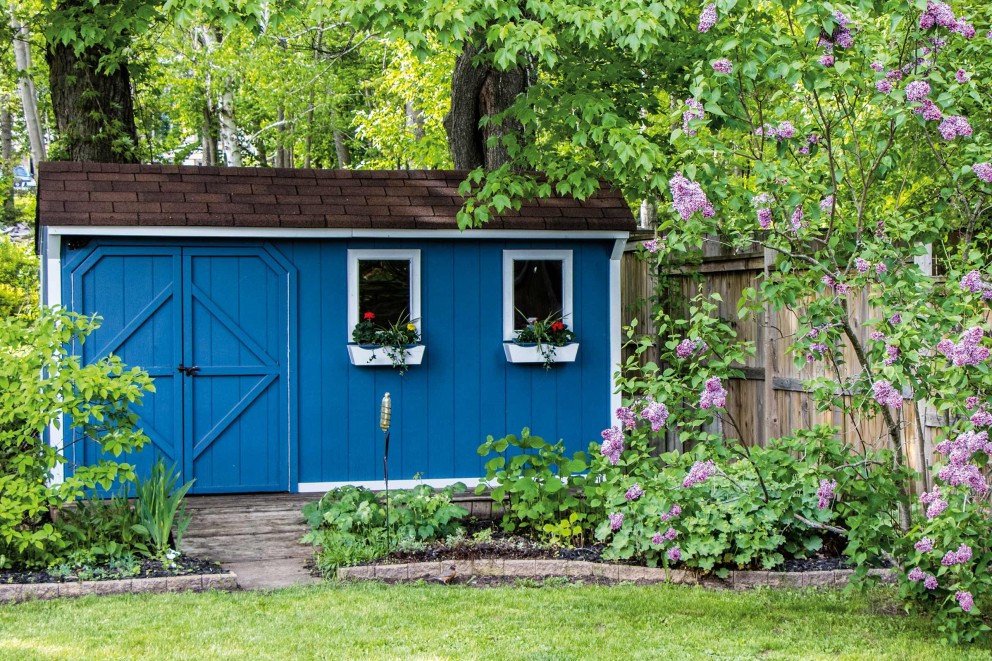 
				gartenhaus aussenanstrich schwedenblau

			