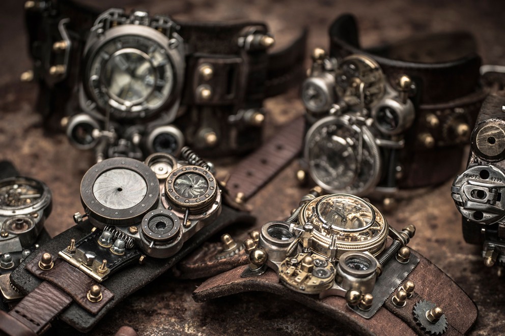 
				Steampunk Armbanduhren von Alexander Schlesier

			